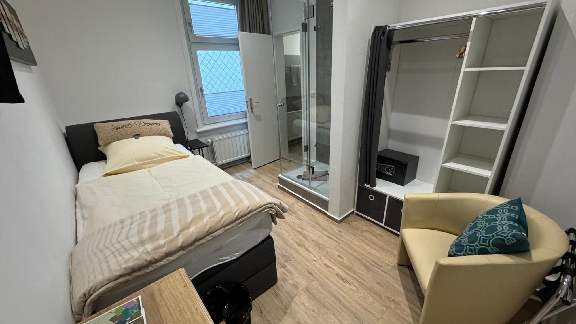 Goethe Hotel Bad Pyrmont Rum bild