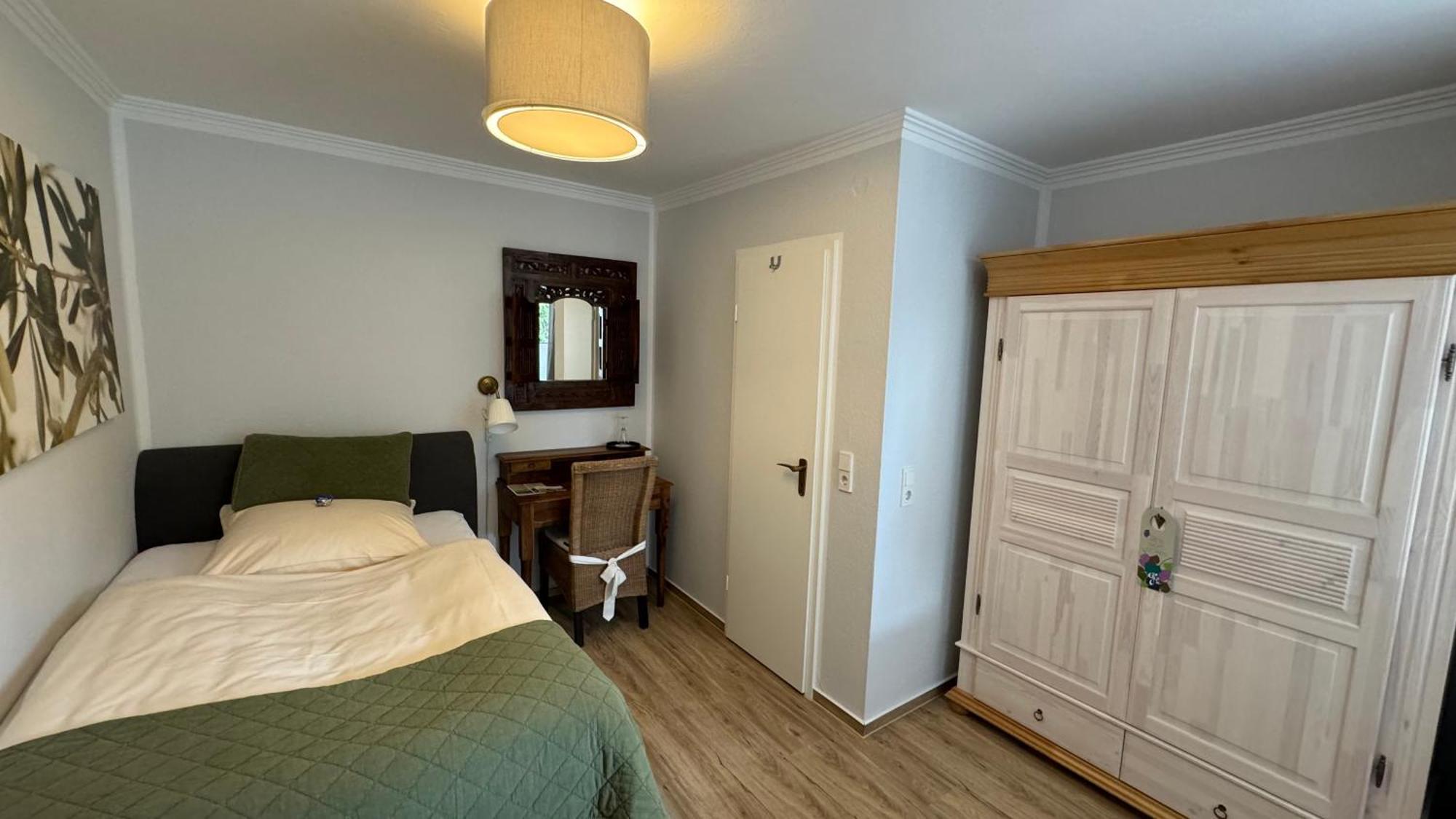 Goethe Hotel Bad Pyrmont Rum bild