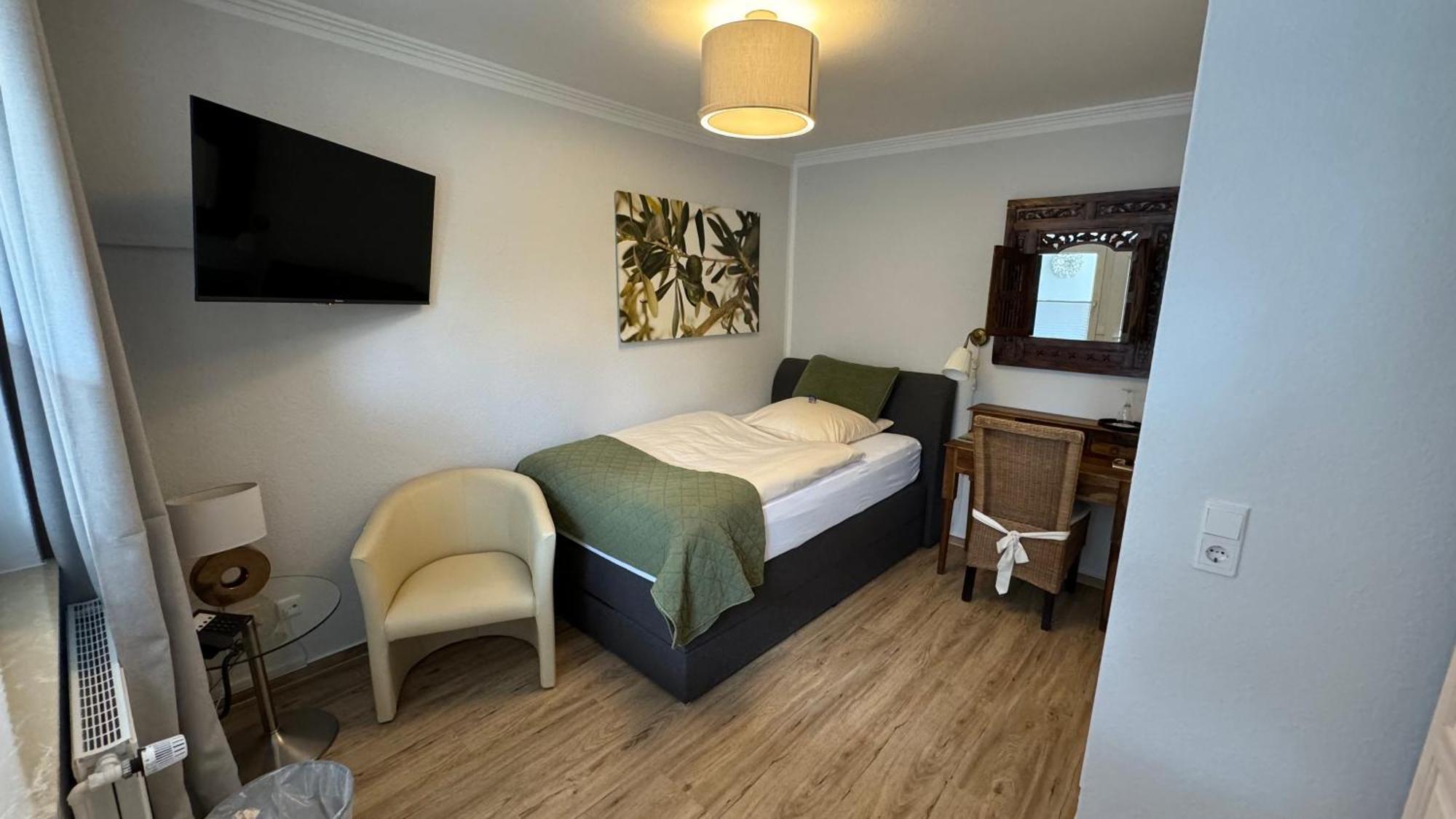 Goethe Hotel Bad Pyrmont Rum bild