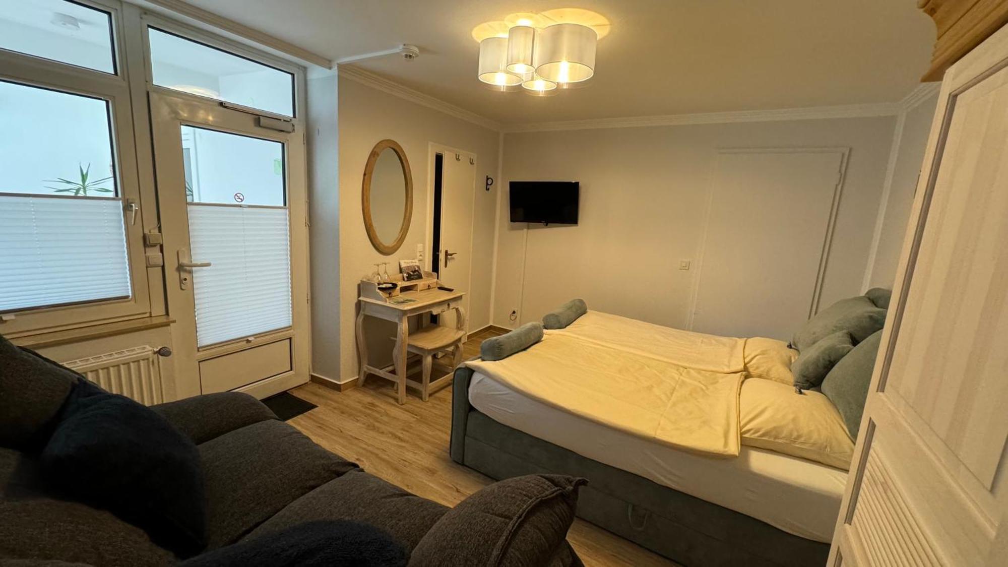 Goethe Hotel Bad Pyrmont Rum bild