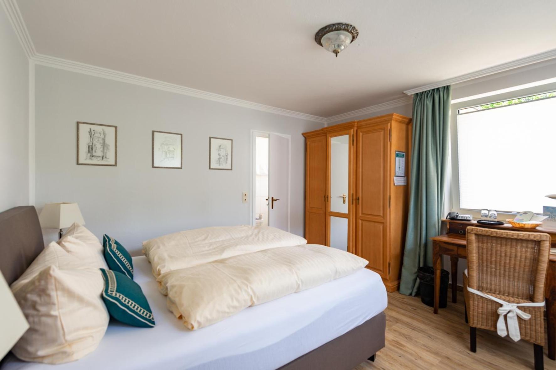 Goethe Hotel Bad Pyrmont Rum bild